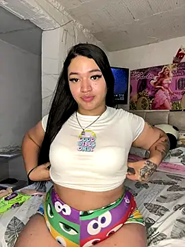 GemaGranadoss online show from 10/04/25, 08:10