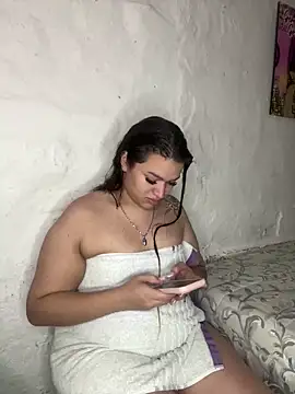 GemaGranadoss online show from 03/26/26, 11:02