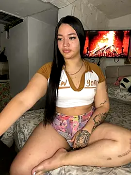 GemaGranadoss online show from 11/01/25, 04:30