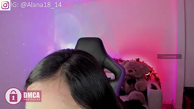 Alana Pherson online show from 11/09/25, 02:37