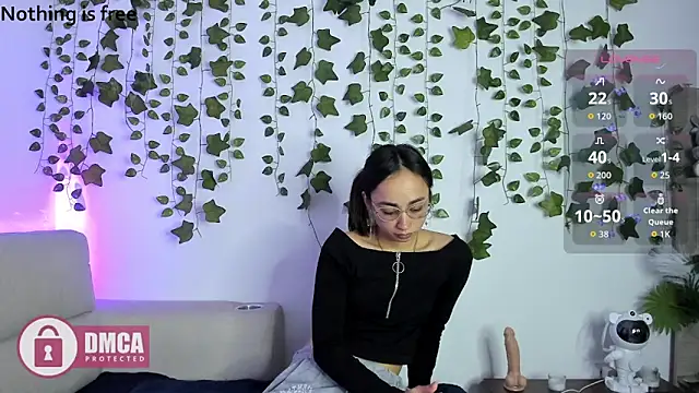 Alana Pherson online show from 04/09/26, 05:42