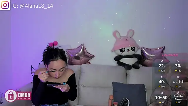 Snapshot of Alana_Pherson chatting on 09/29/25, 12:17 Alana Pherson online show from 09/29/25, 12:17