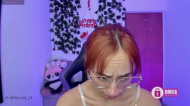 Snapshot of Alana_Pherson chatting on 01/05/25, 07:07 Alana Pherson online show from 01/05/25, 07:07