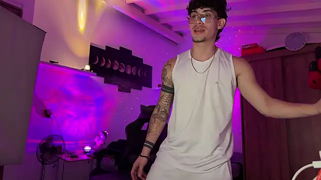 Kisan Smith online show from 03/19/26, 05:51