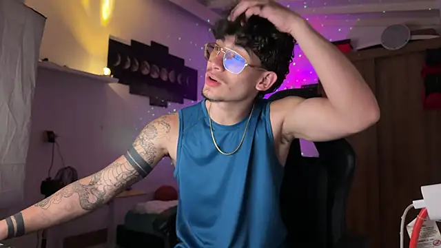 Kisan Smith online show from 04/21/26, 04:30