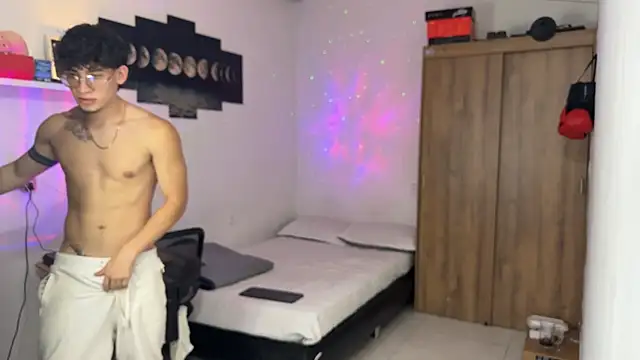 Kisan Smith online show from 11/09/25, 01:20