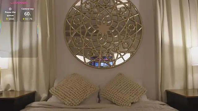 Snapshot of Antonellaparis_ chatting on 11/07/25, 02:38 Antonellaparis online show from 11/07/25, 02:38