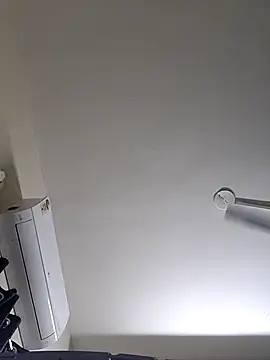 Snapshot of Leeeezzzz_roy chatting on 10/02/25, 05:49 Leeeezzzz roy online show from 10/02/25, 05:49