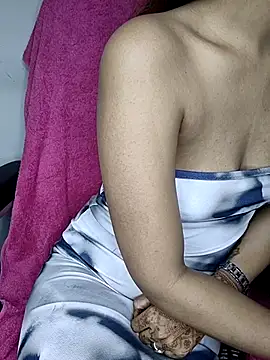 Snapshot of Leeeezzzz_roy chatting on 09/12/25, 06:29 Leeeezzzz roy online show from 09/12/25, 06:29