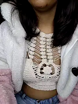 Snapshot of Leeeezzzz_roy chatting on 12/22/24, 09:20 Leeeezzzz roy online show from 12/22/24, 09:20