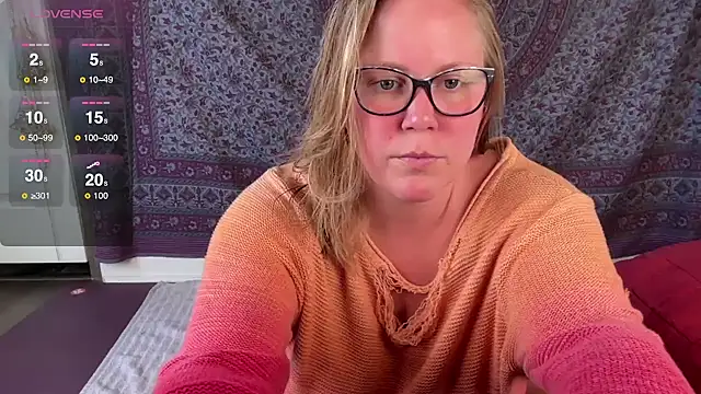 GlitterKitty108 online show from 10/07/25, 01:23