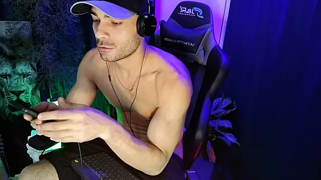 sexyboycolombi4 online show from 03/14/25, 03:15