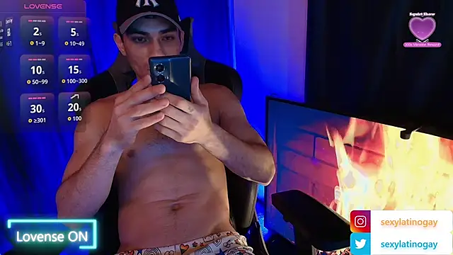 sexyboycolombi4 online show from 03/13/26, 10:42