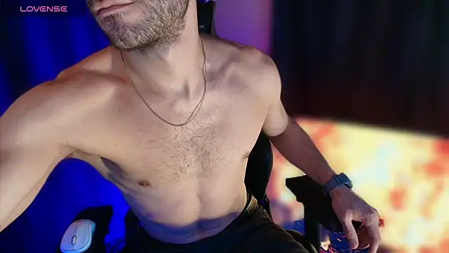 sexyboycolombi4 online show from 04/27/26, 09:02