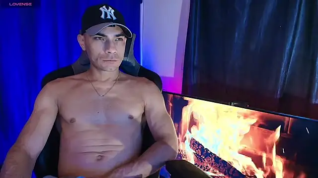 sexyboycolombi4 online show from 06/29/26, 07:35
