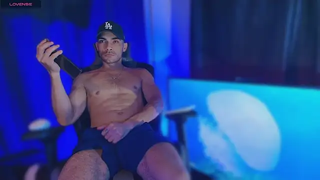 sexyboycolombi4 online show from 07/22/26, 06:43
