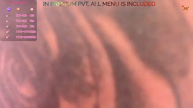 Snapshot of FoxxyClarise chatting on 10/31/25, 08:33 FoxxyClarise online show from 10/31/25, 08:33