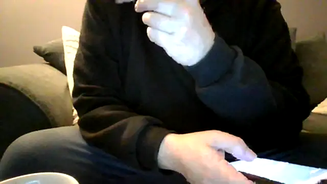 Snapshot of naughtynottz5050 chatting on 06/12/26, 10:40 naughtynottz5050 online show from 06/12/26, 10:40
