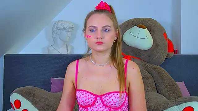 Snapshot of MelissaMelrey chatting on 10/27/25, 08:48 MelissaMelrey online show from 10/27/25, 08:48