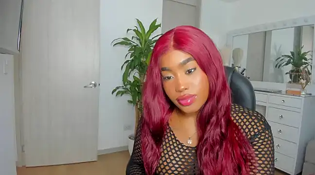 Snapshot of charlotte_tiller chatting on 12/15/24, 04:37 charlotte tiller online show from 12/15/24, 04:37