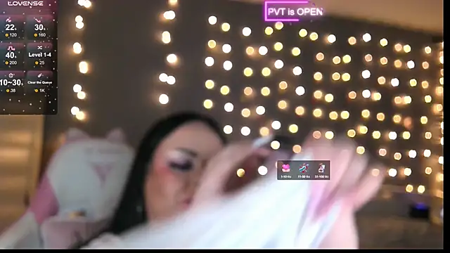 Snapshot of og_maddison chatting on 02/14/25, 06:29 og maddison online show from 02/14/25, 06:29