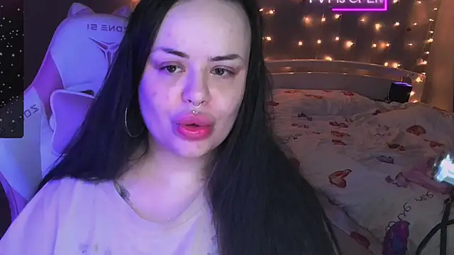 Snapshot of og_maddison chatting on 12/03/24, 05:15 og maddison online show from 12/03/24, 05:15