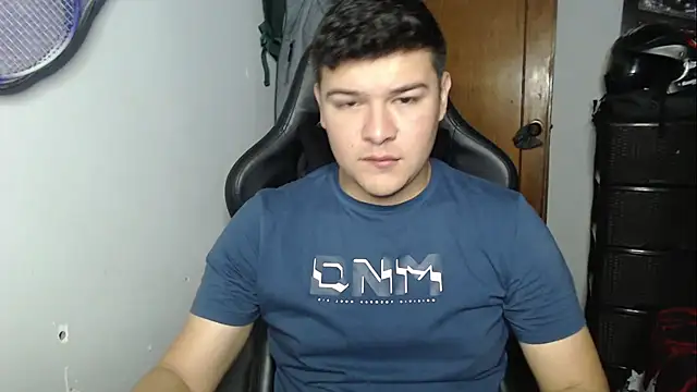 Plug Control online show from 12/05/25, 07:12