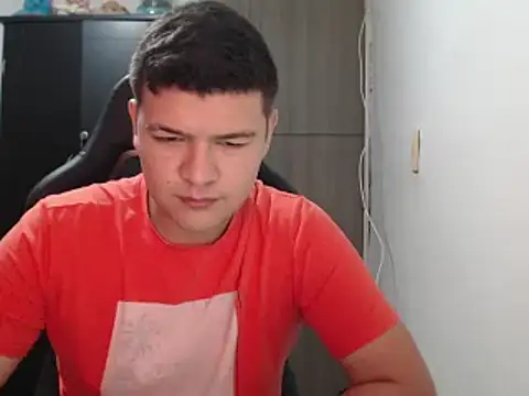 Plug Control online show from 02/27/25, 03:48