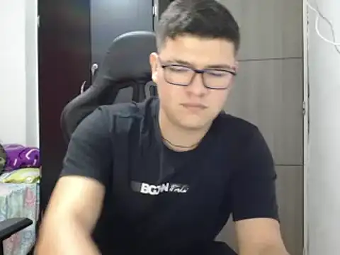 Plug Control online show from 03/06/25, 06:05