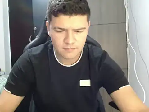 Plug Control online show from 03/02/25, 02:25