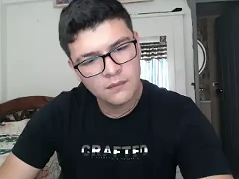 Plug Control online show from 03/19/25, 04:34