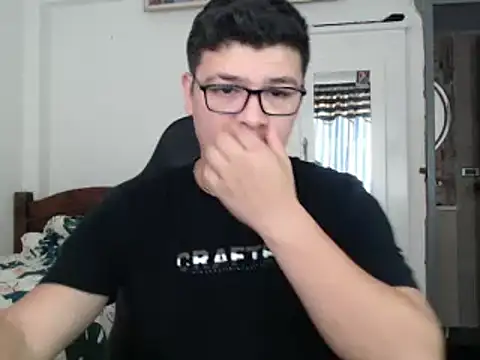 Plug Control online show from 03/19/25, 08:00