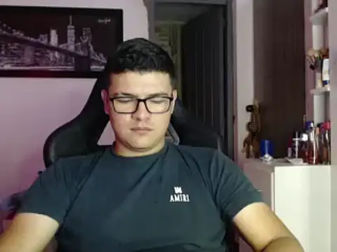 Plug Control online show from 02/25/25, 07:27