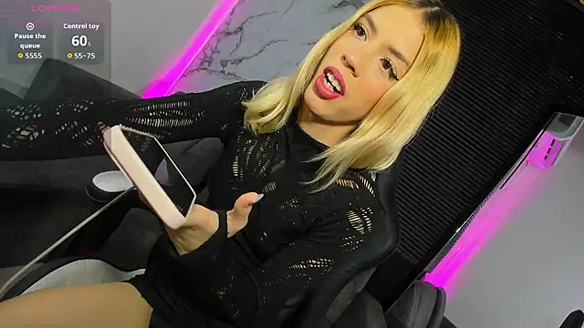 Courtney gonet online show from 02/07/26, 12:57