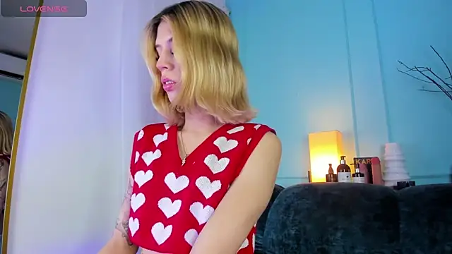 Snapshot of Courtney_gonet chatting on 01/19/25, 03:50 Courtney gonet online show from 01/19/25, 03:50