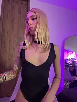 Courtney gonet online show from 05/19/26, 01:56