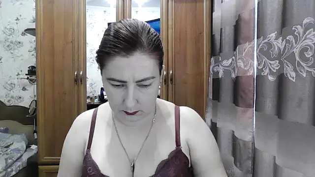 SophieNightAh online show from 09/09/25, 12:03