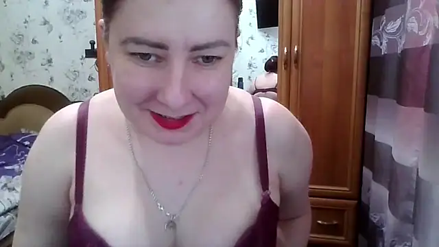 SophieNightAh online show from 02/18/26, 06:26