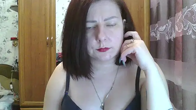 SophieNightAh online show from 03/02/25, 12:47