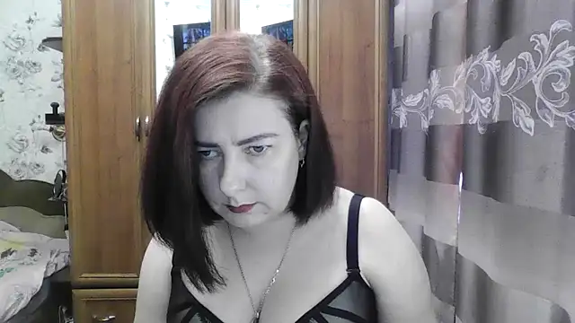 SophieNightAh online show from 09/28/25, 11:28