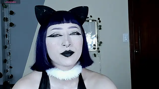 BlueBerry     online show from 11/12/25, 06:45