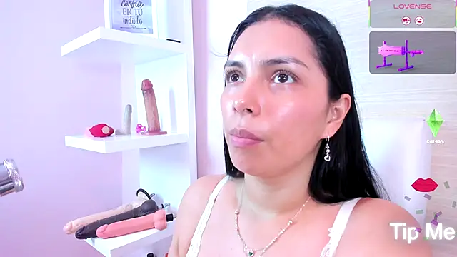 evelinn belen online show from 10/04/25, 04:08