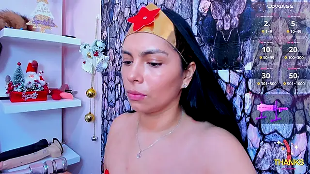 evelinn belen online show from 12/04/25, 12:37