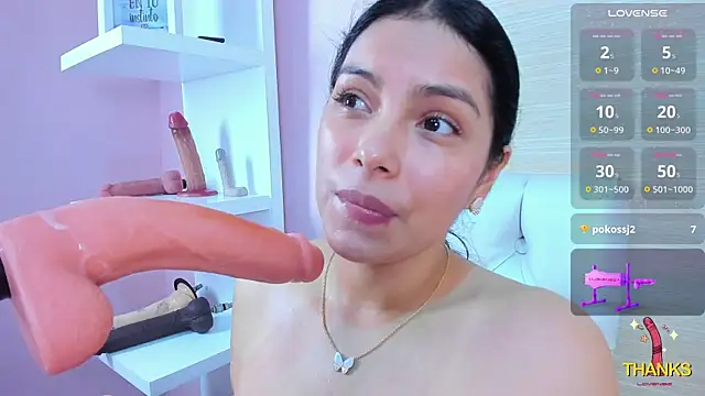 evelinn belen online show from 10/22/25, 12:04