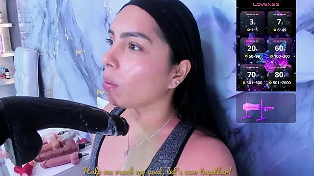 Snapshot of evelinn_belen chatting on 07/01/26, 04:40 evelinn belen online show from 07/01/26, 04:40