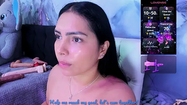 Snapshot of evelinn_belen chatting on 07/11/26, 03:23 evelinn belen online show from 07/11/26, 03:23