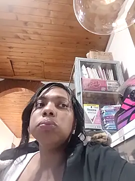 lia mariana online show from 03/13/26, 04:39