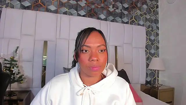 lia mariana online show from 12/20/25, 04:15