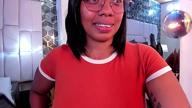 Snapshot of lia_mariana chatting on 06/27/26, 08:59 lia mariana online show from 06/27/26, 08:59