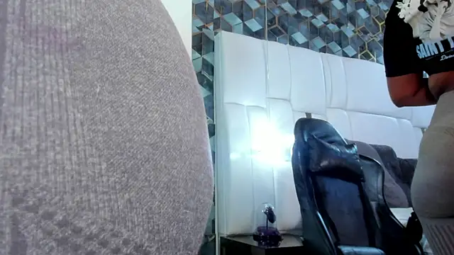 Snapshot of lia_mariana chatting on 06/19/26, 05:24 lia mariana online show from 06/19/26, 05:24